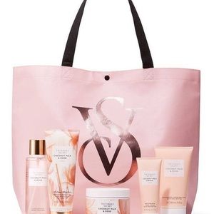 8| Victoria’s Secret Tote Bag